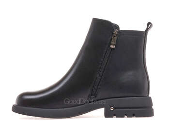 24PFM R3-2100-12R/BLACK LEATHER