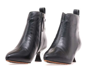 BERKONTY 33M3993-1R/BLACK LEATHER