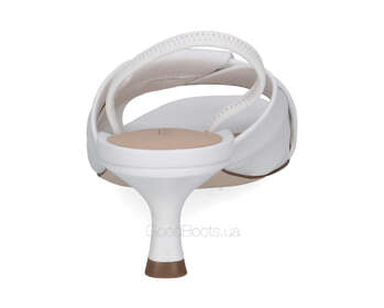 Peter Kaiser 9-78214-46/102