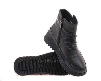 24PFM YG-911-7/BLACK LTHR