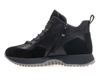 24 PFM E5-1361-65R/BLACK LTHR