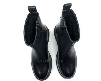 24 PFM D1-5280-02R/BLACK LTHR