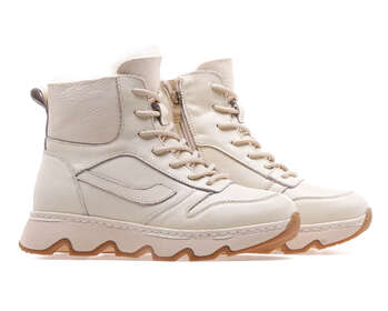 24 PFM E5-18455-61P-M/BEIGE LTHR