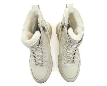 24 PFM E5-18455-61P-M/BEIGE LTHR